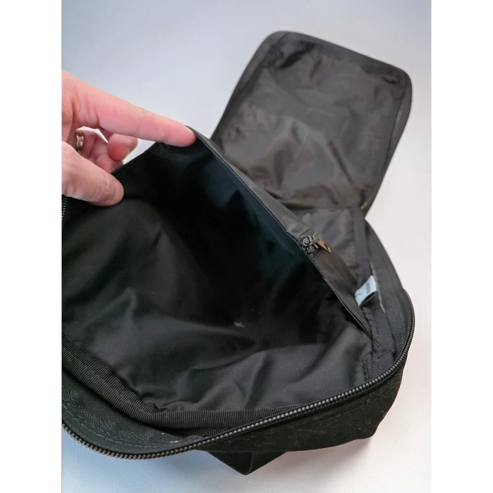Looptworks Limited Edition Bag Blsck Conertible Shoulder Bag‎ Backpack Medium